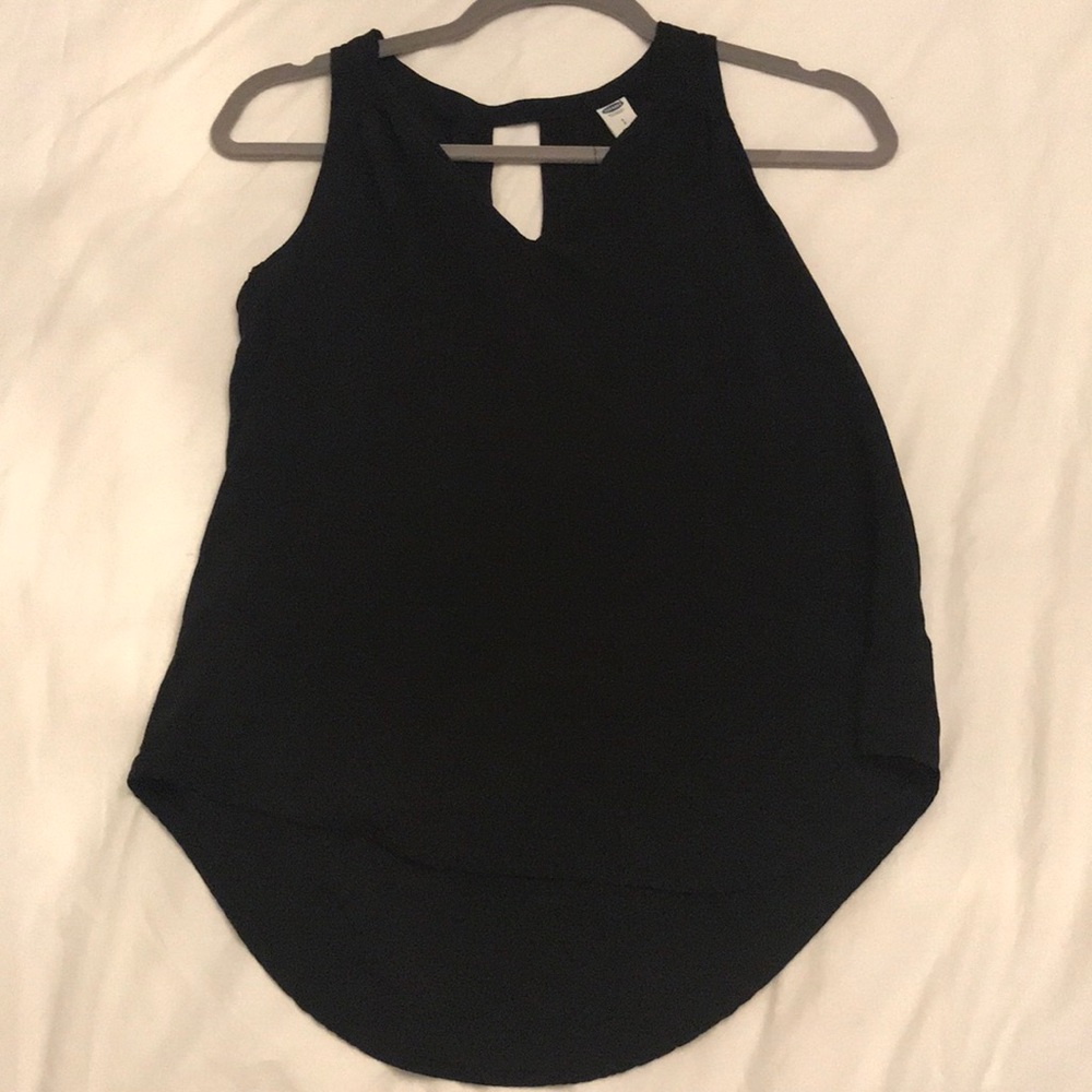 Black Sleeveless Top